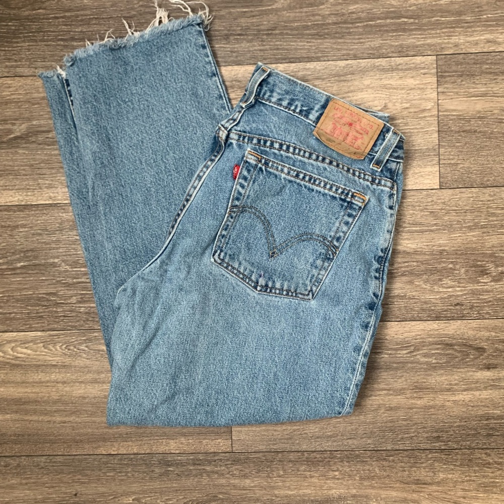 Levi’s 550 vintage Tapered Relaxed Fit Cropped Denim Jeans